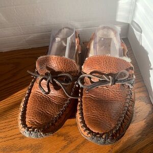 Eddie Bauer, Cozy Brown Leather Moccasins with Laces Men’s Size 9 Leather wool